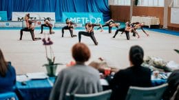 В детско-юношеской школе "Метеор" состоялся городской турнир по художественной гимнастике