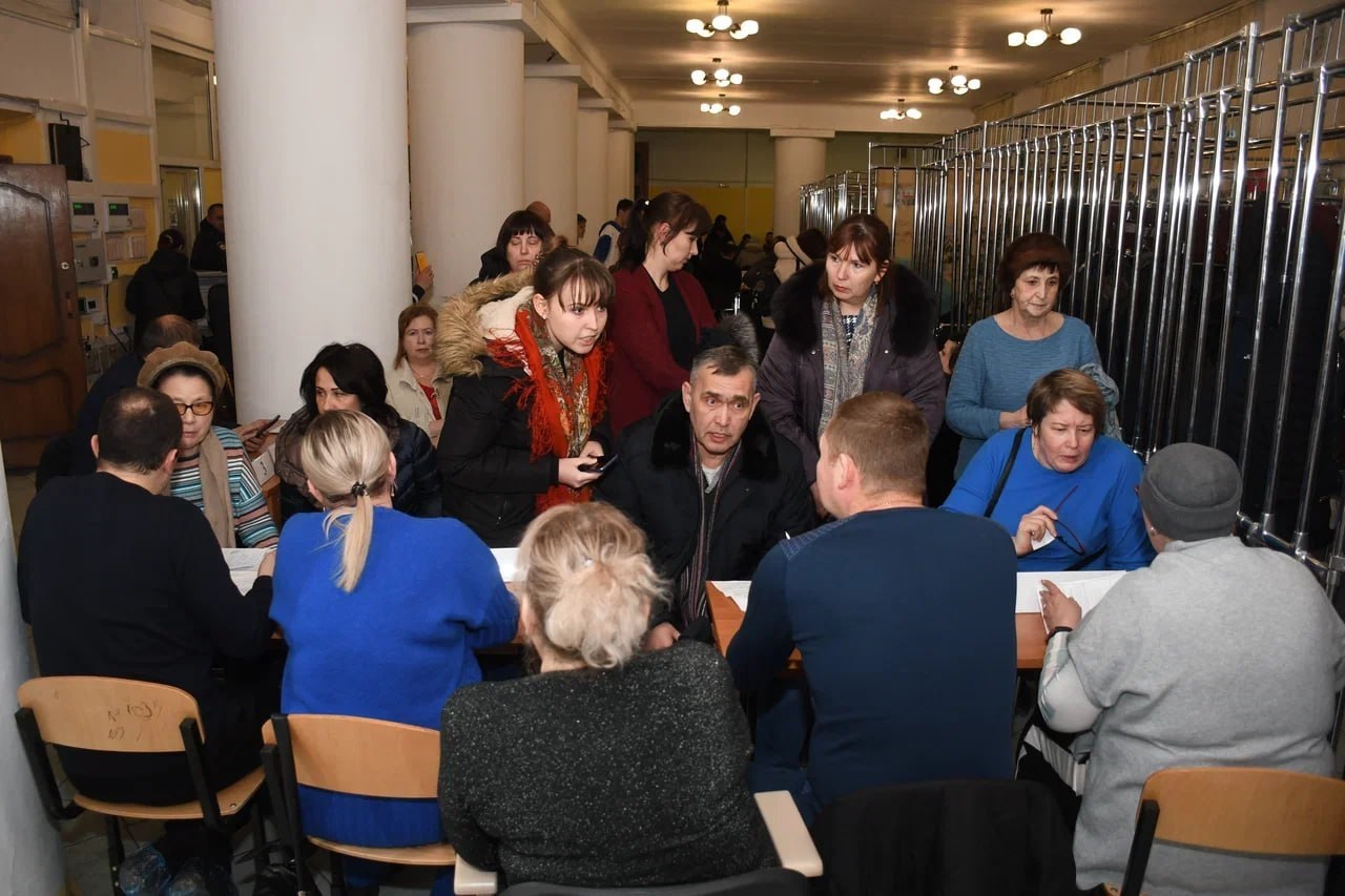 Партийцы Жуковского провели встречу с жителями | Жуковский - Городская  служба новостей